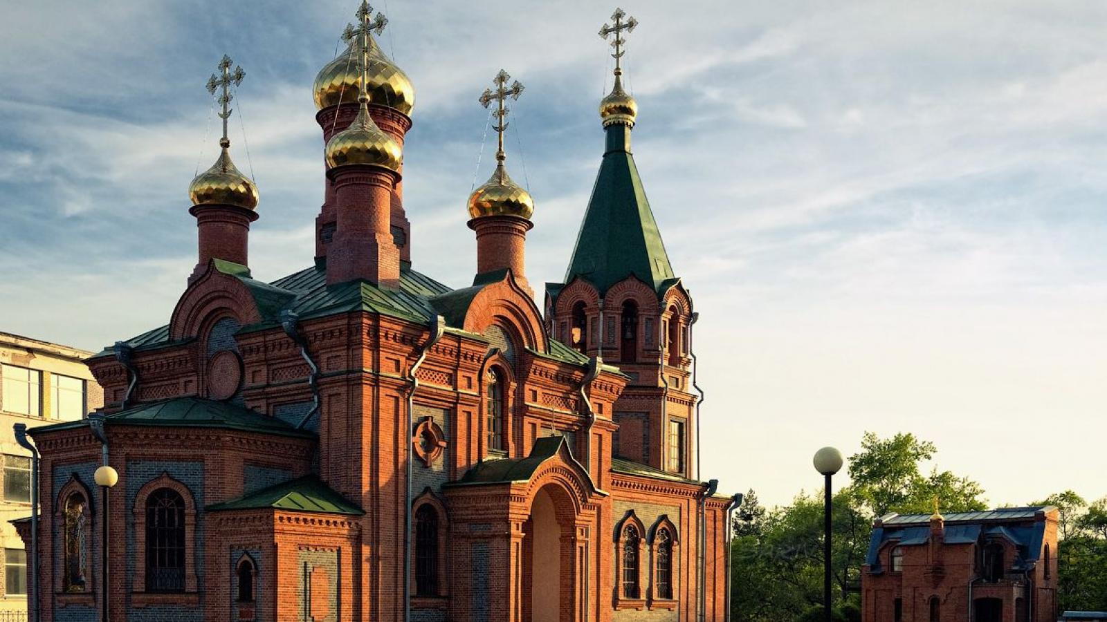 Православные купола Хабаровска